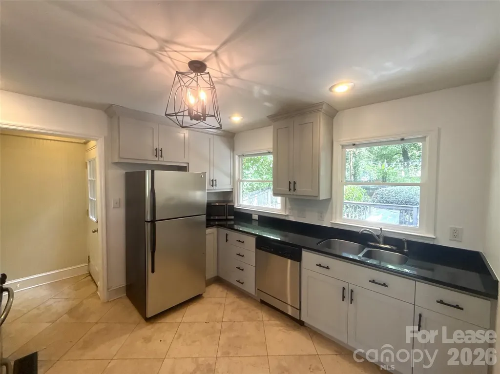 526 W Kingston Avenue Charlotte NC 28203