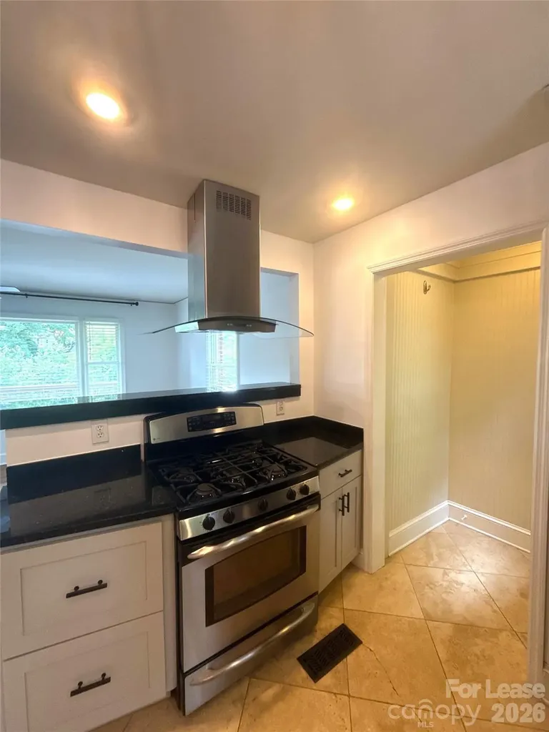 526 W Kingston Avenue Charlotte NC 28203