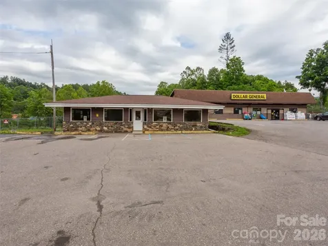 381-395 Crimson Laurel Way Bakersville NC 28705