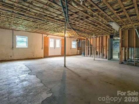 381-395 Crimson Laurel Way Bakersville NC 28705