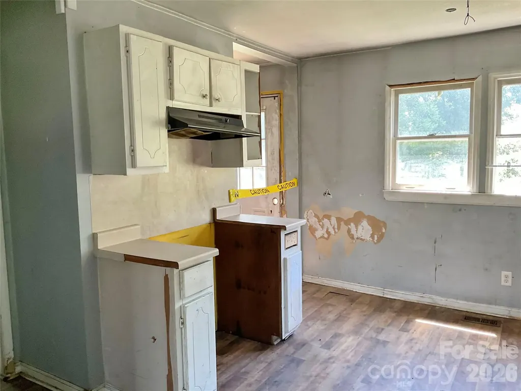 1024 Catawba Street Lincolnton NC 28092