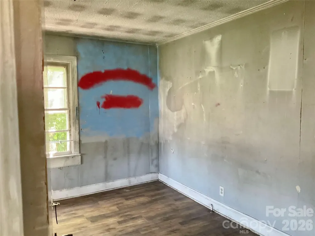 1024 Catawba Street Lincolnton NC 28092