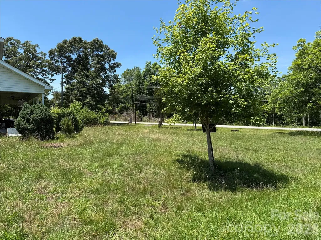 962 Greensboro Street Extension Lexington NC 27295