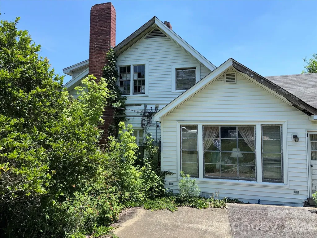 962 Greensboro Street Extension Lexington NC 27295