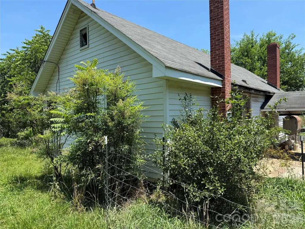 962 Greensboro Street Extension Lexington NC 27295