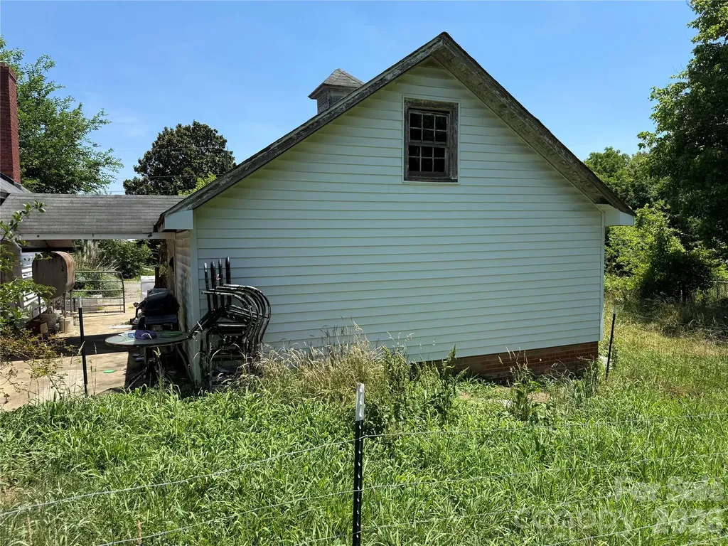962 Greensboro Street Extension Lexington NC 27295
