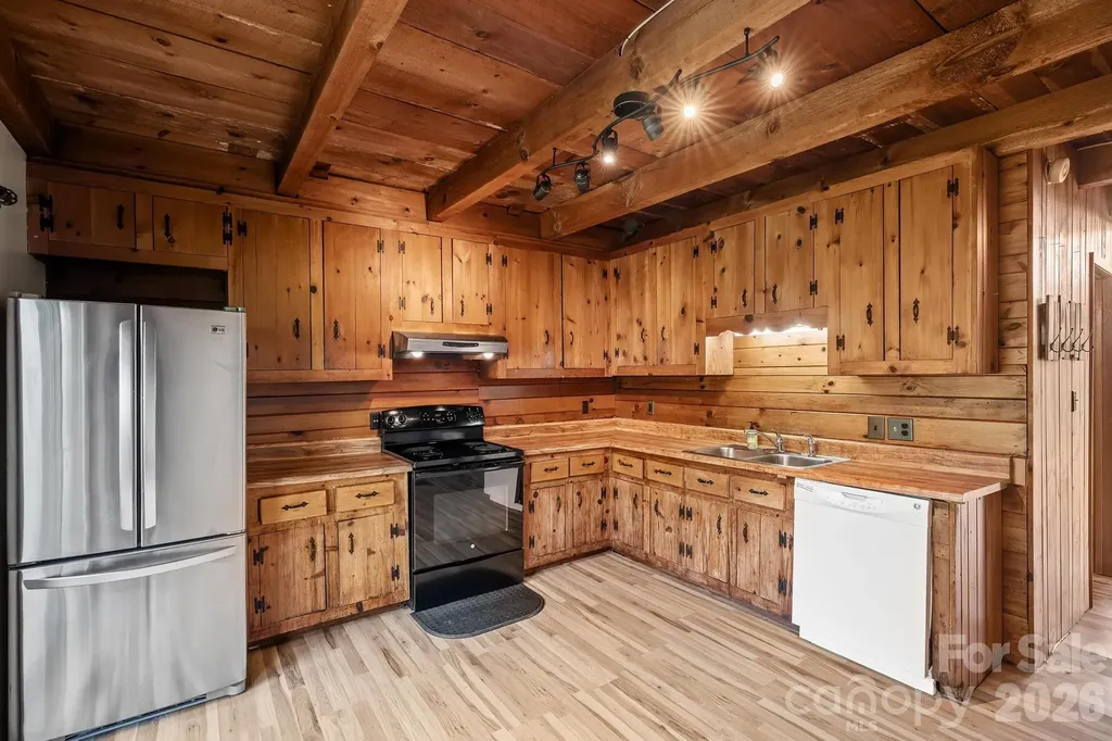 99999 Ed Debruhl Road Alexander NC 28701