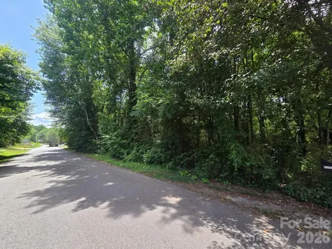 2424 Evans Street SW Lenoir NC 28645