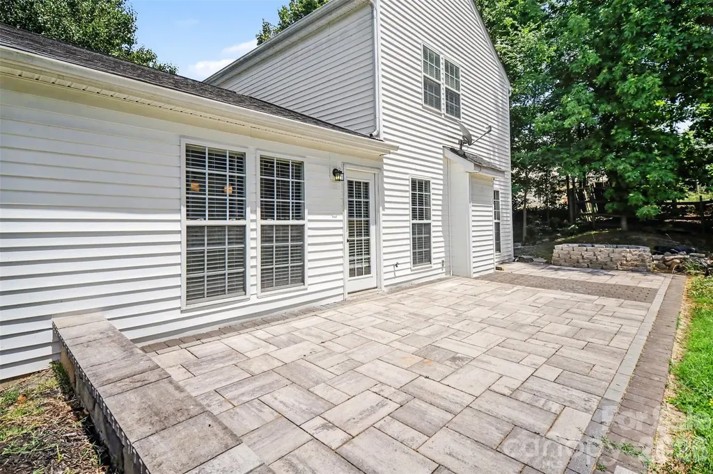 1131 Morning Glory Drive Charlotte NC 28262