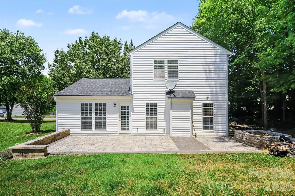 1131 Morning Glory Drive Charlotte NC 28262