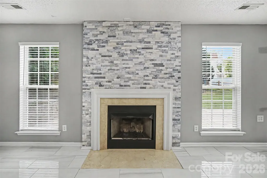 1131 Morning Glory Drive Charlotte NC 28262