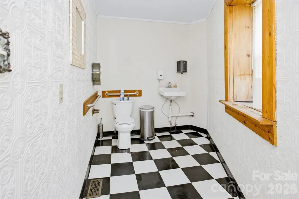 295 W Haywood Street Asheville NC 28801