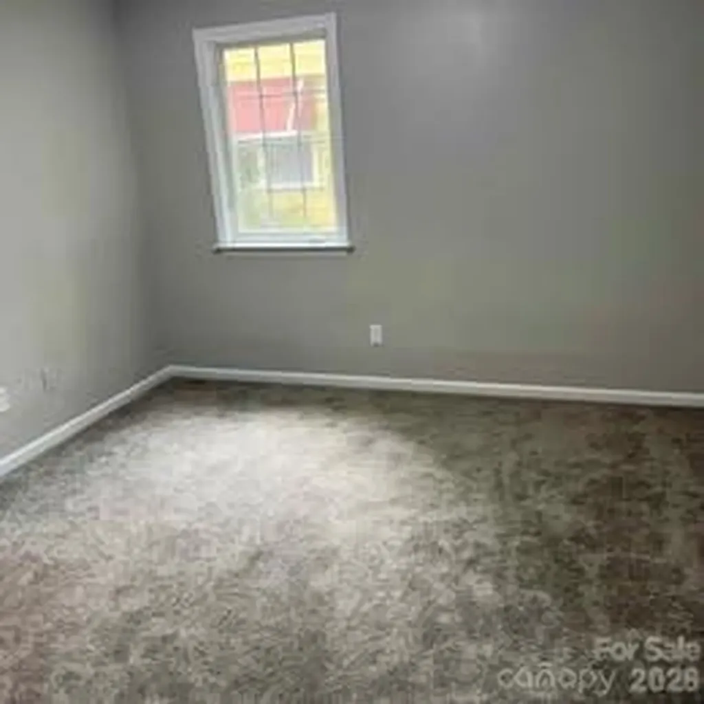 2515 Lasalle Street Charlotte NC 28216