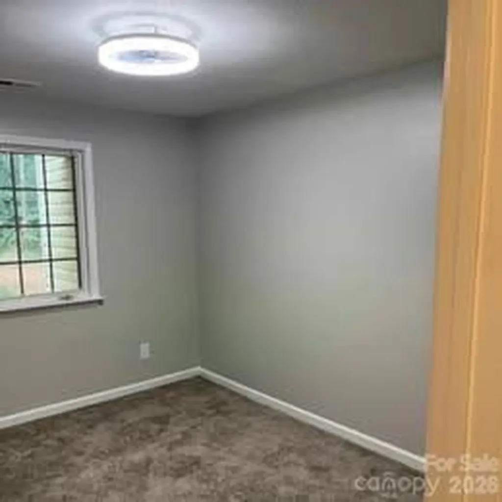 2515 Lasalle Street Charlotte NC 28216
