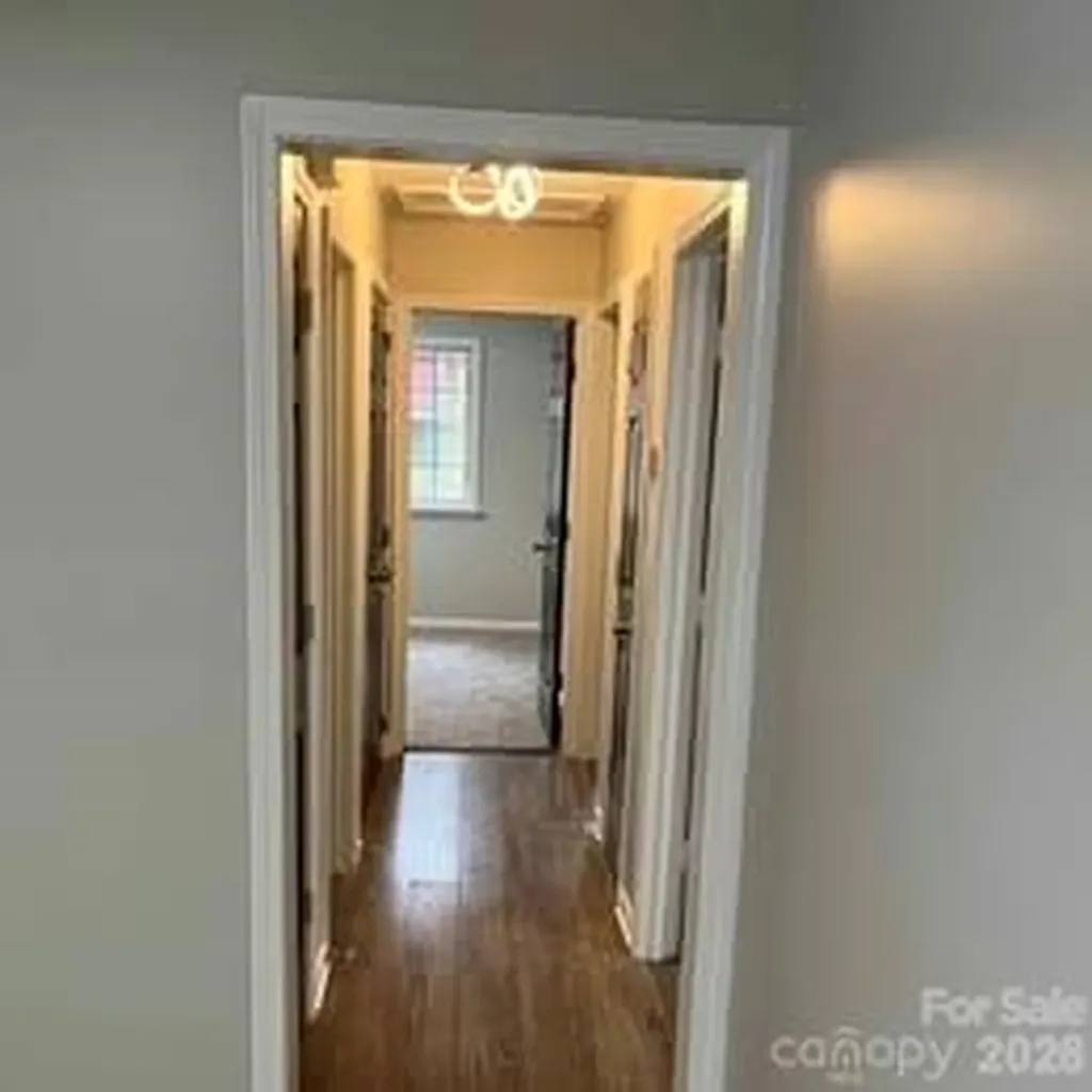 2515 Lasalle Street Charlotte NC 28216
