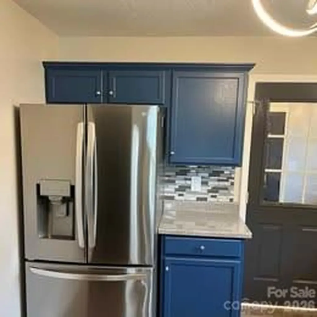 2515 Lasalle Street Charlotte NC 28216