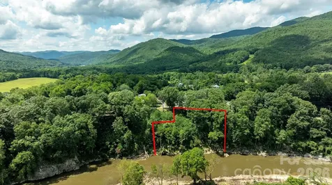 765 River Road Hot Springs NC 28743