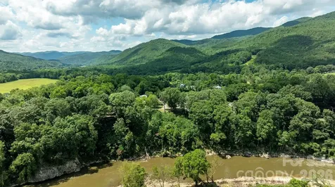765 River Road Hot Springs NC 28743