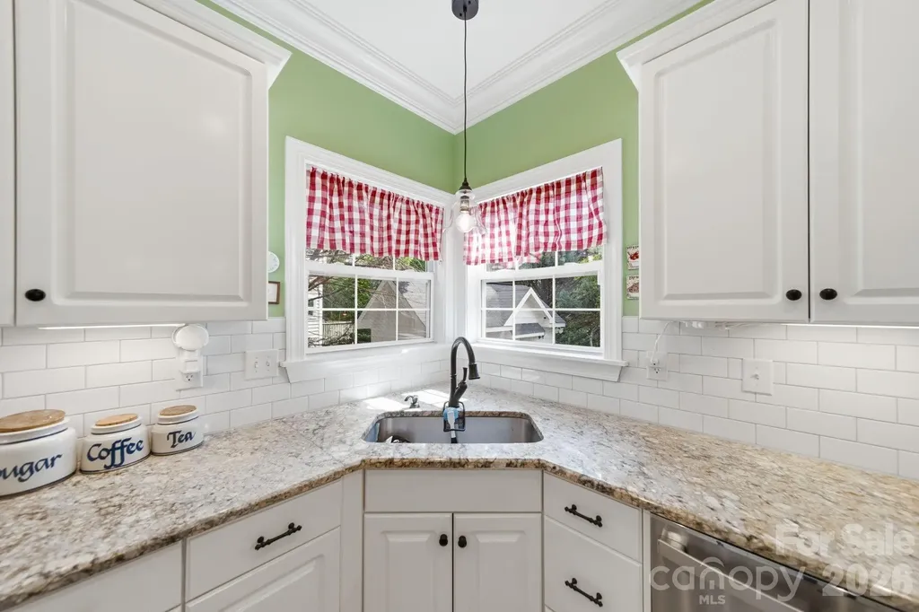 10203 Rougemont Lane Charlotte NC 28277