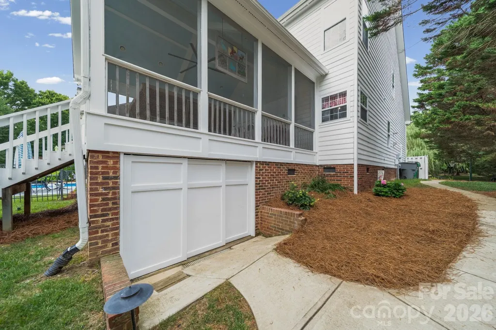 10203 Rougemont Lane Charlotte NC 28277