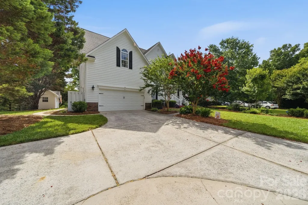 10203 Rougemont Lane Charlotte NC 28277
