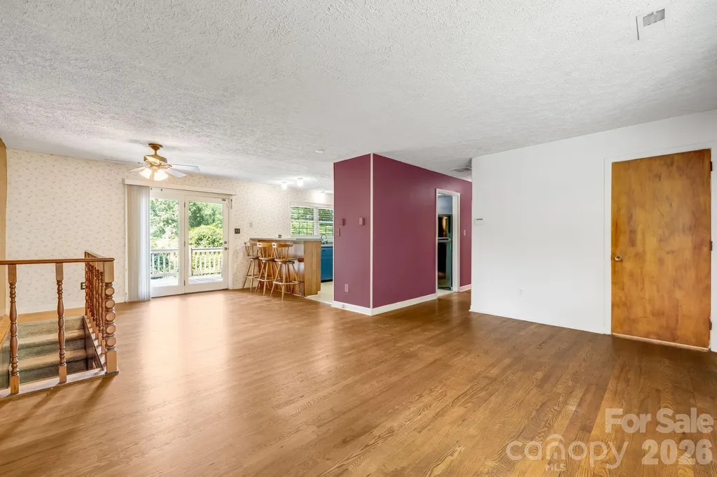 63 Baker Place Asheville NC 28806