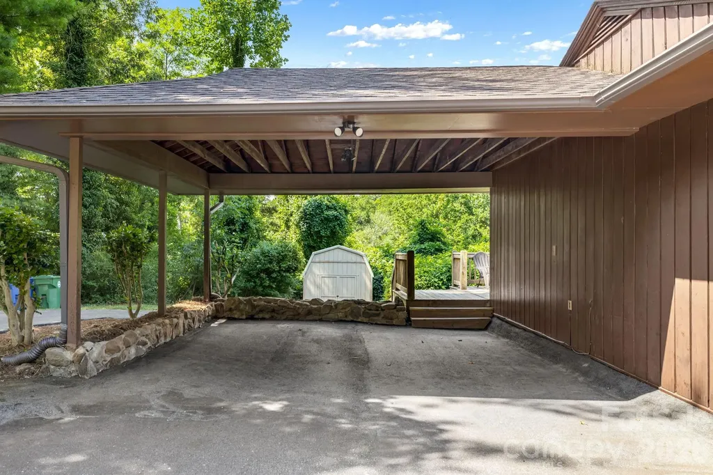 63 Baker Place Asheville NC 28806