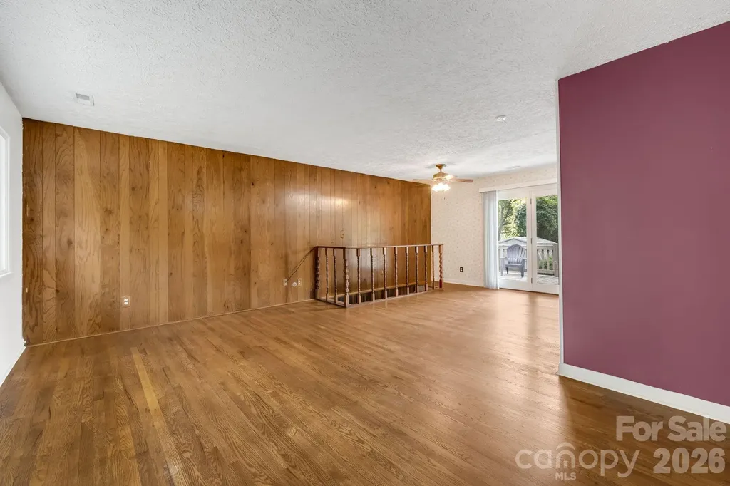 63 Baker Place Asheville NC 28806