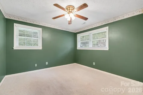 63 Baker Place Asheville NC 28806