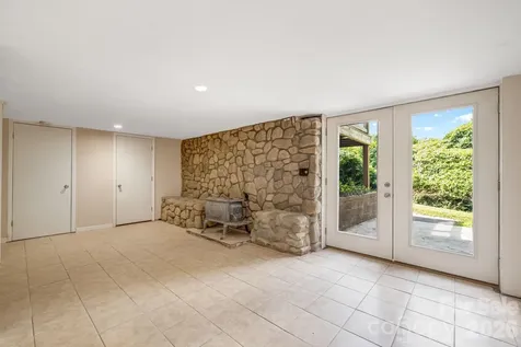 63 Baker Place Asheville NC 28806