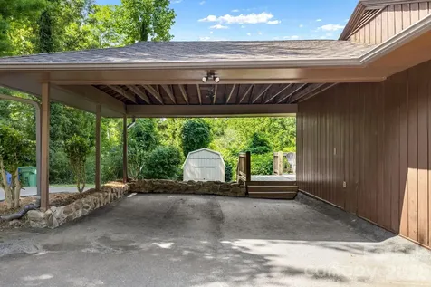 63 Baker Place Asheville NC 28806