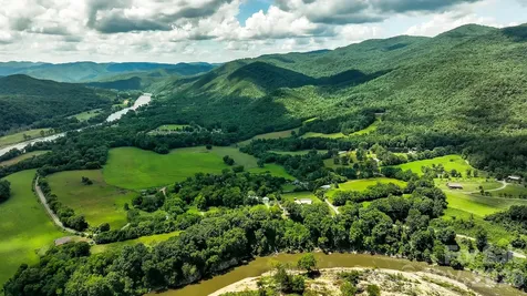 821 River Road Hot Springs NC 28743