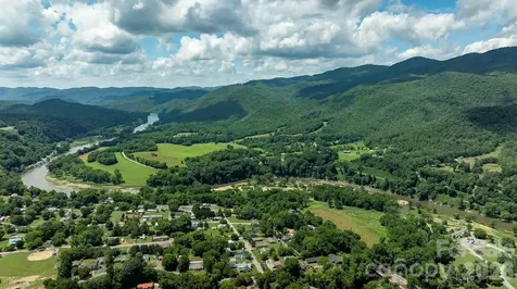 821 River Road Hot Springs NC 28743