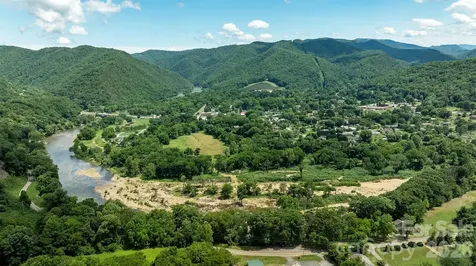 821 River Road Hot Springs NC 28743