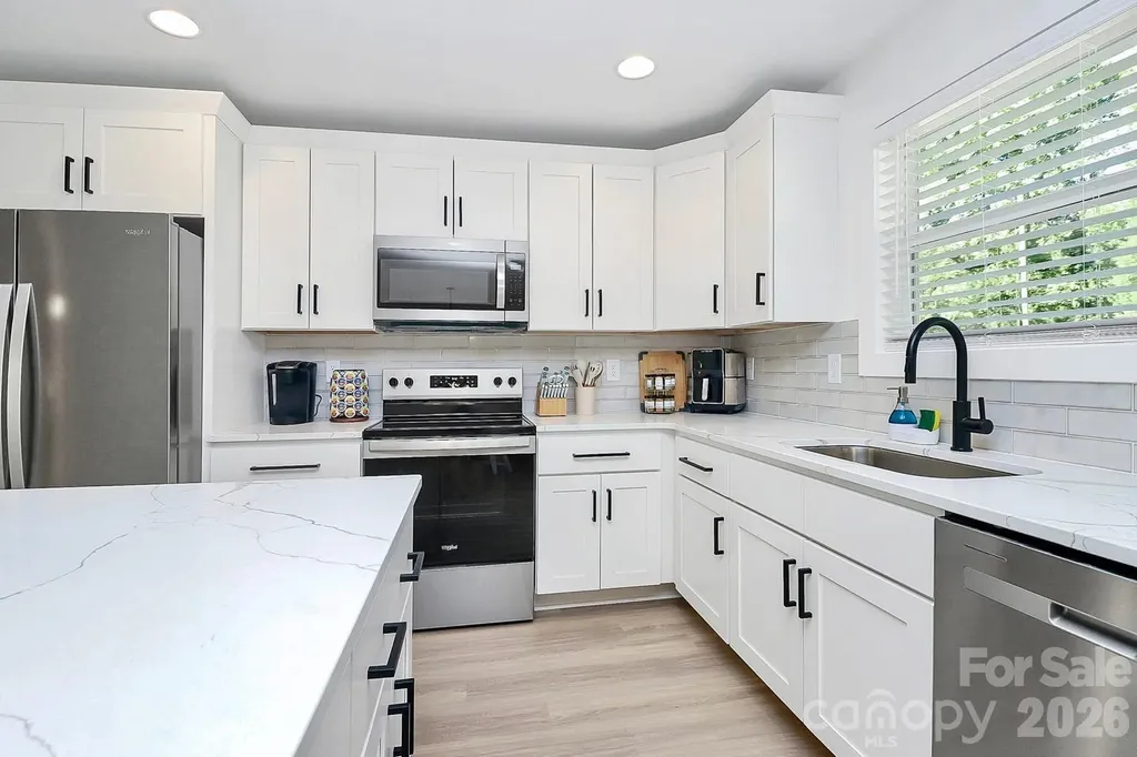 309 Oakdale Avenue Kannapolis NC 28083
