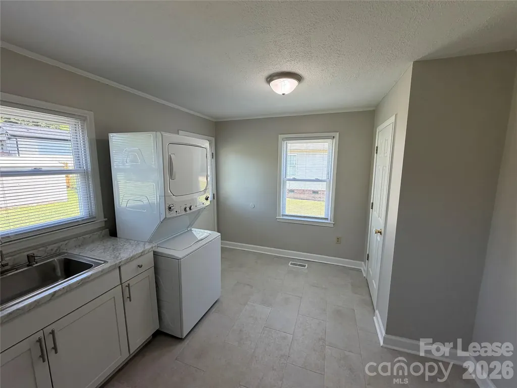 680 Tulsa Court NW Concord NC 28027