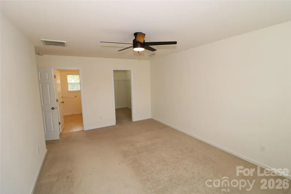 4022 Linsbury Court Charlotte NC 28213
