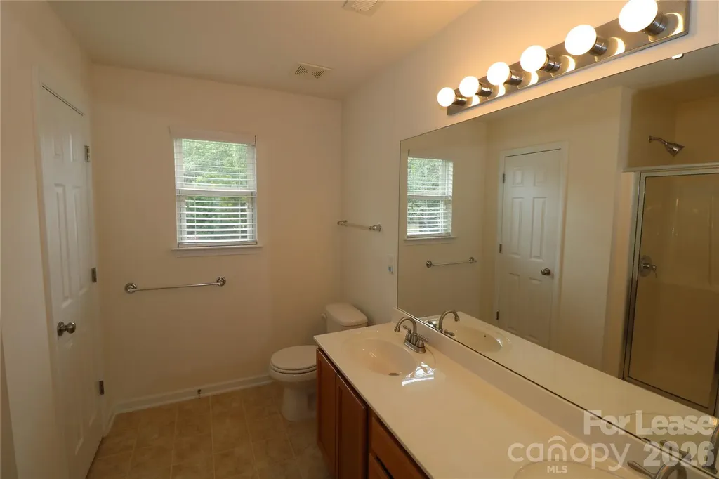 4022 Linsbury Court Charlotte NC 28213