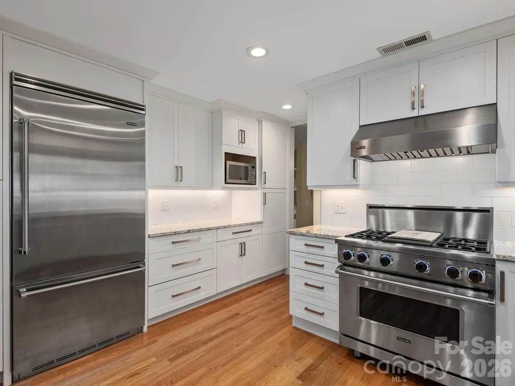 65 Cliff Drive Laurel Park NC 28739