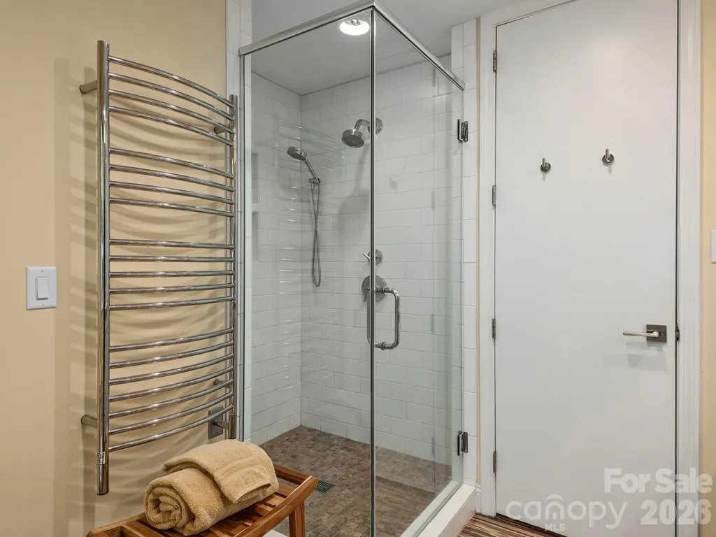 65 Cliff Drive Laurel Park NC 28739