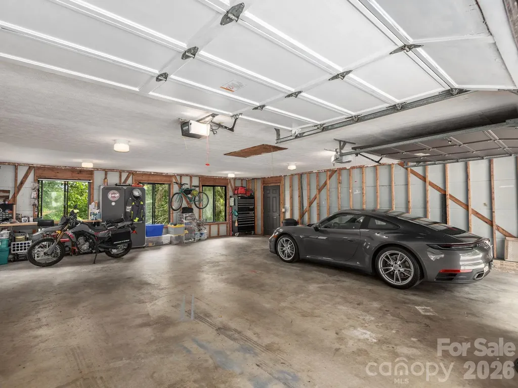 65 Cliff Drive Laurel Park NC 28739