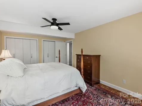 65 Cliff Drive Laurel Park NC 28739