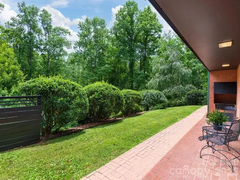 65 Cliff Drive Laurel Park NC 28739