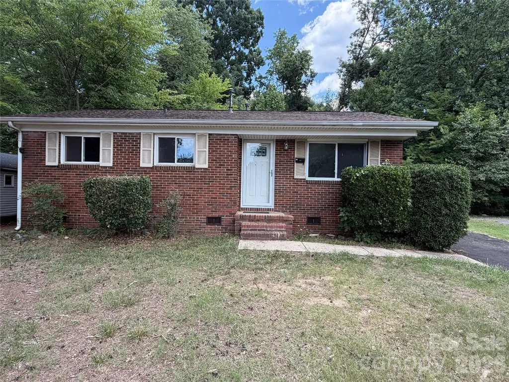 2824 Cedarhurst Drive Charlotte NC 28269