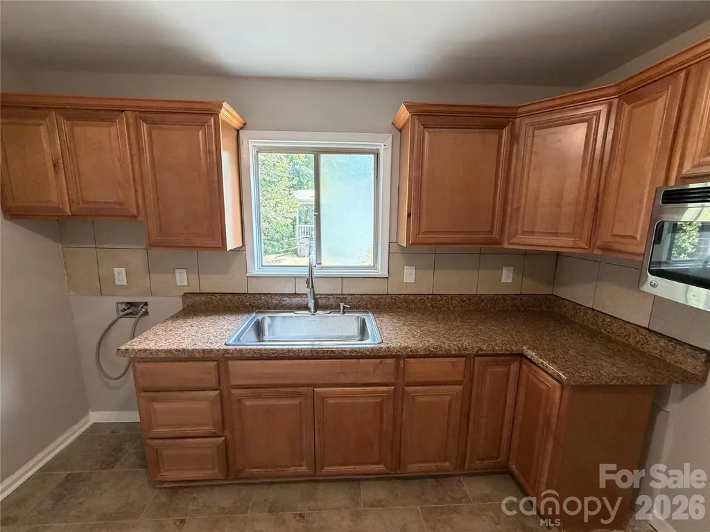 2824 Cedarhurst Drive Charlotte NC 28269