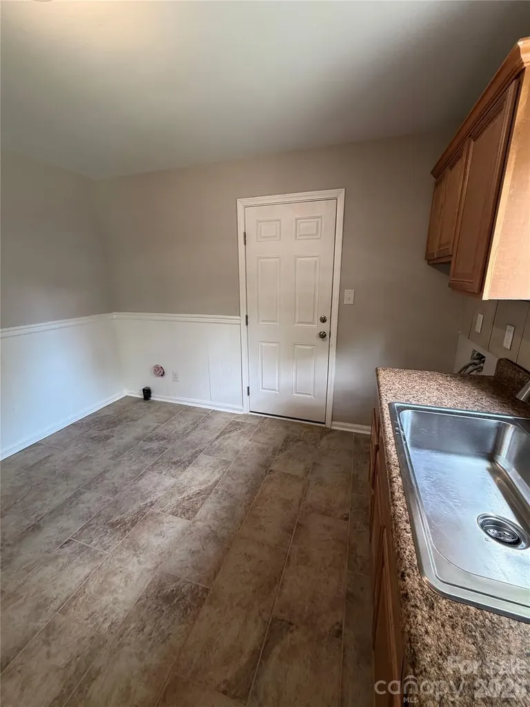 2824 Cedarhurst Drive Charlotte NC 28269