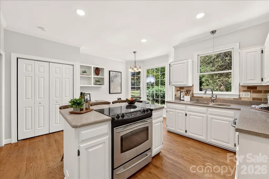 6912 Foxglove Drive Charlotte NC 28226