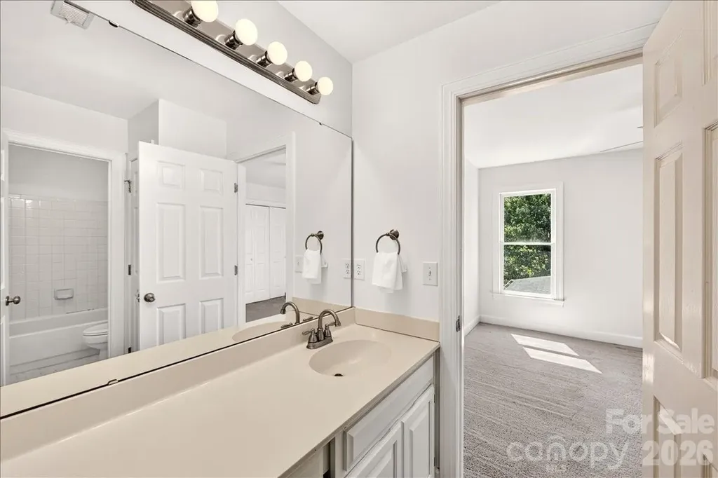 6912 Foxglove Drive Charlotte NC 28226