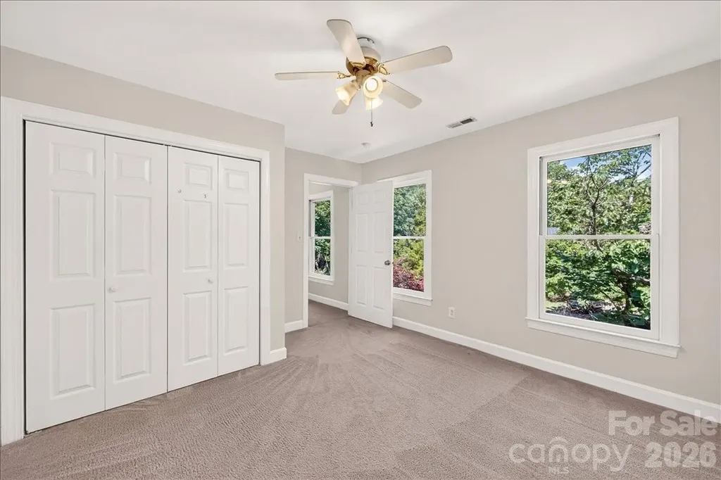 6912 Foxglove Drive Charlotte NC 28226