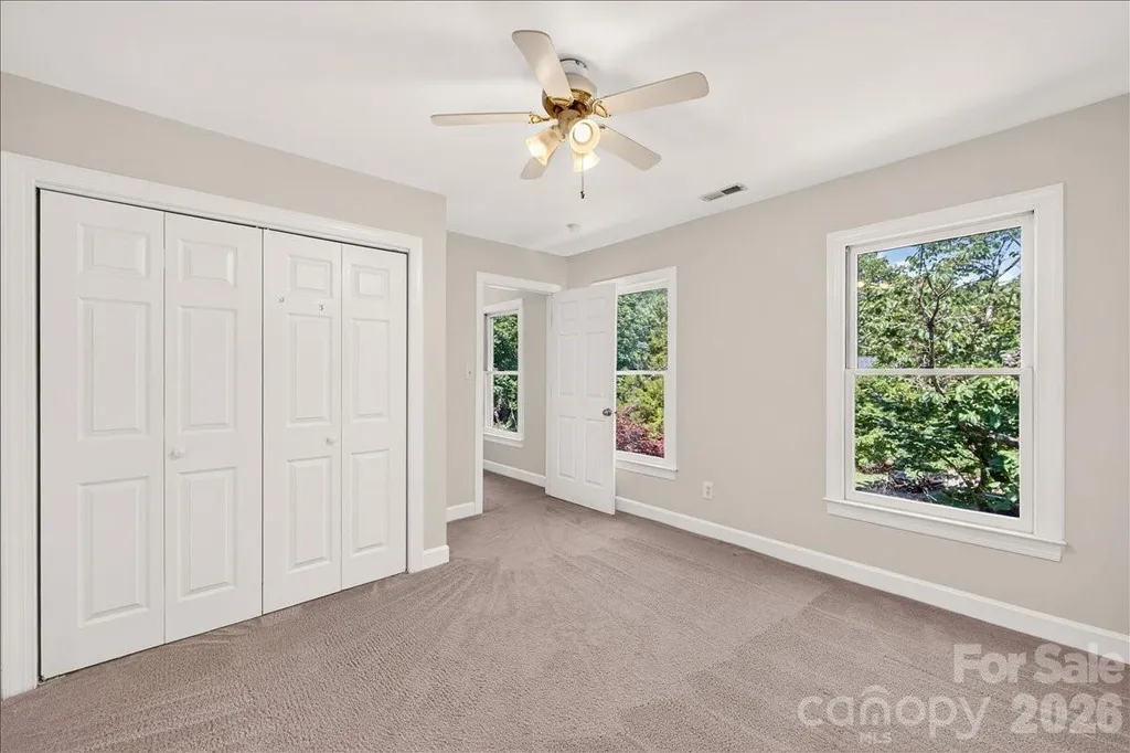 6912 Foxglove Drive Charlotte NC 28226